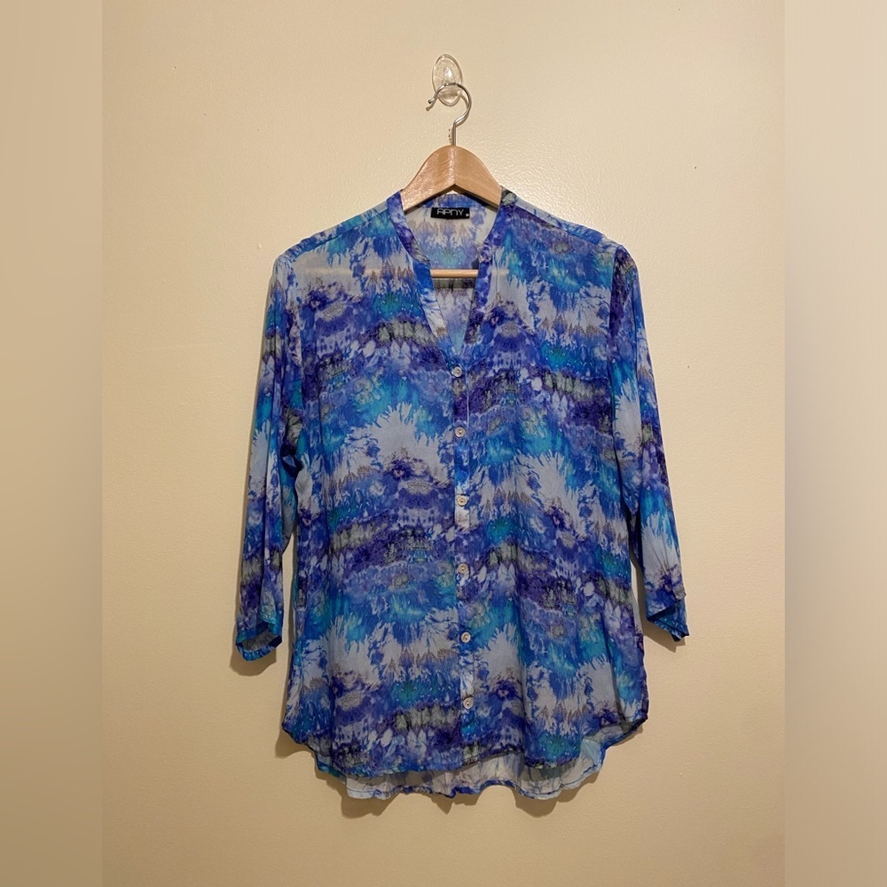 APNY Blue and Purple Patterned Blouse. Size M
